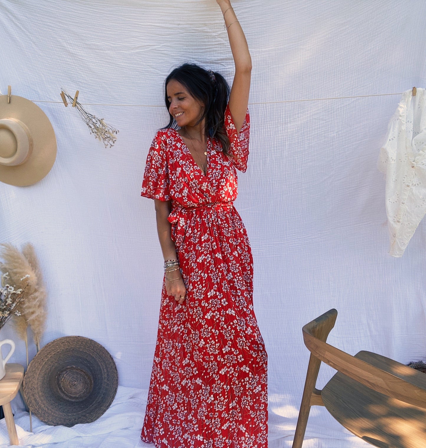 Robe longue Paloma - rouge à fleurs blanches